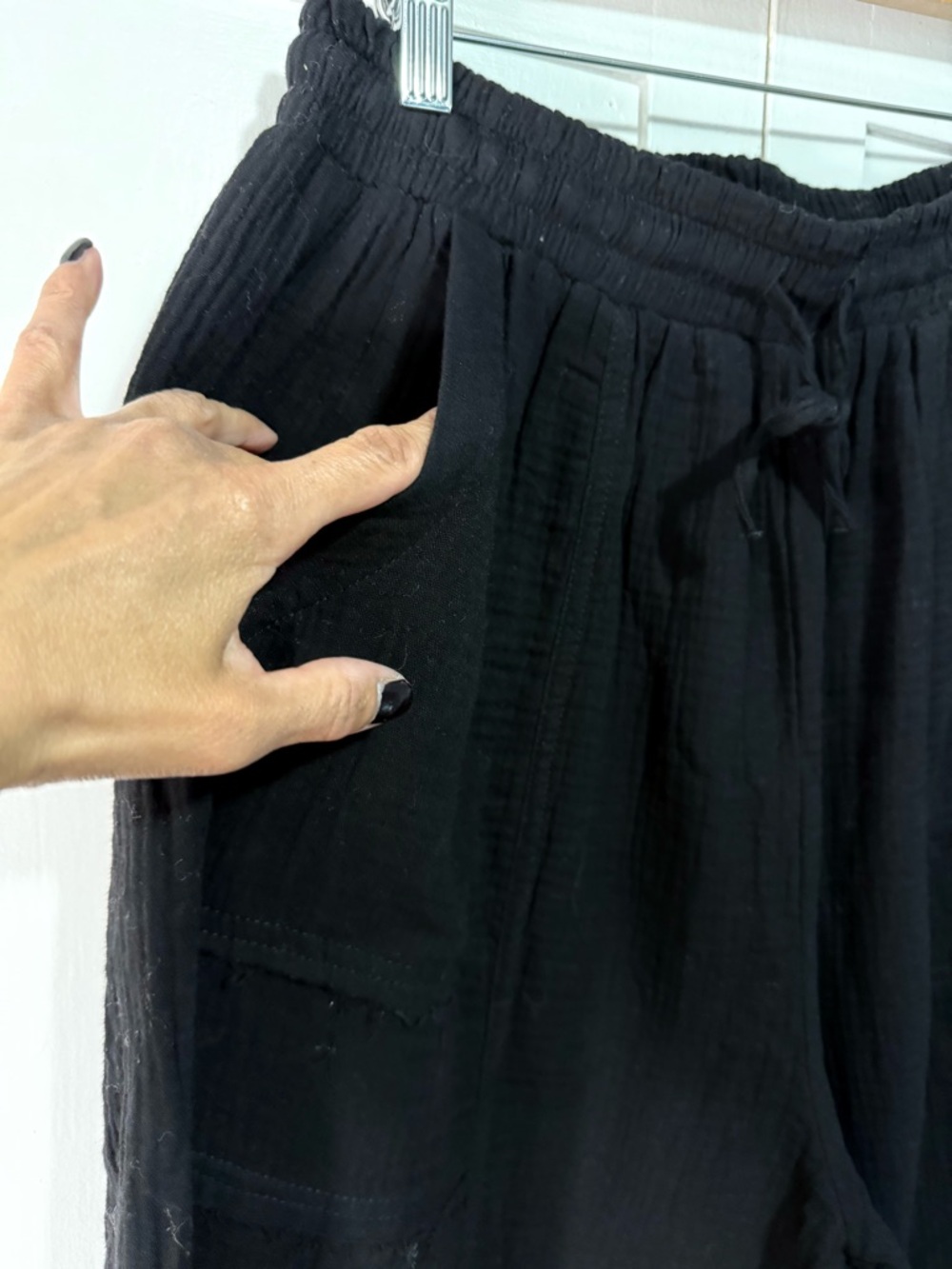 Women's Black Drawstring Jogger Pants - Picture 3 of 6